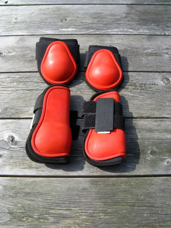 11119B Beenbeschermingset A-Pony